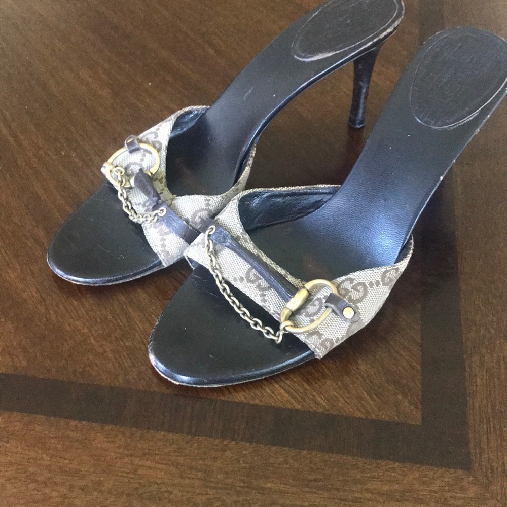 Authentic Gucci sandals